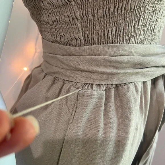 House of Harlow 1960 Beige Smocked Jumpsuit - Picture 5 of 5